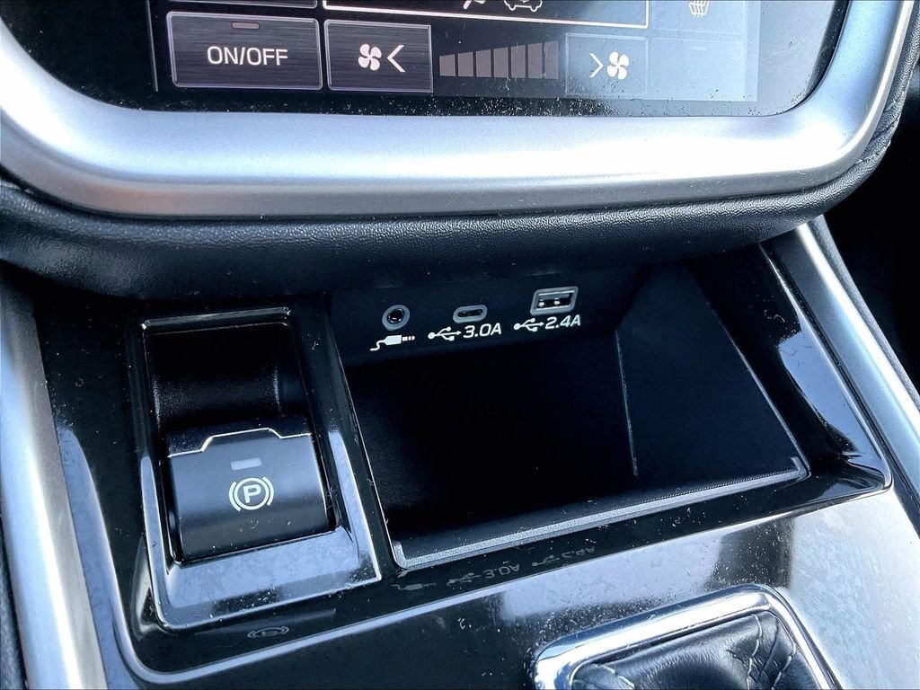 Used 2025 Subaru Legacy Premium AWD/4WD image 26