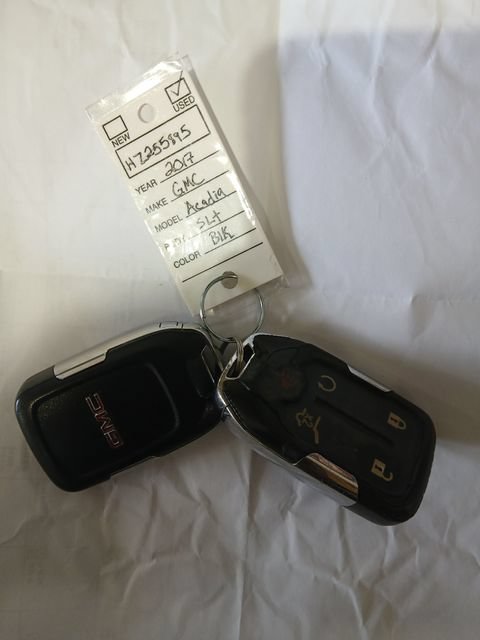 Used 2017 GMC Acadia SLT AWD/4WD image 45