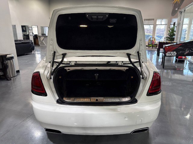 Used 2017 Rolls-Royce Dawn image 12
