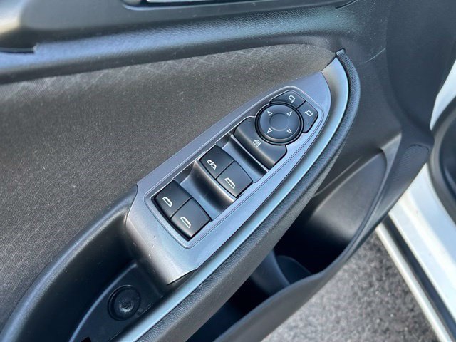 Used 2024 Chevrolet Malibu LT FWD image 12