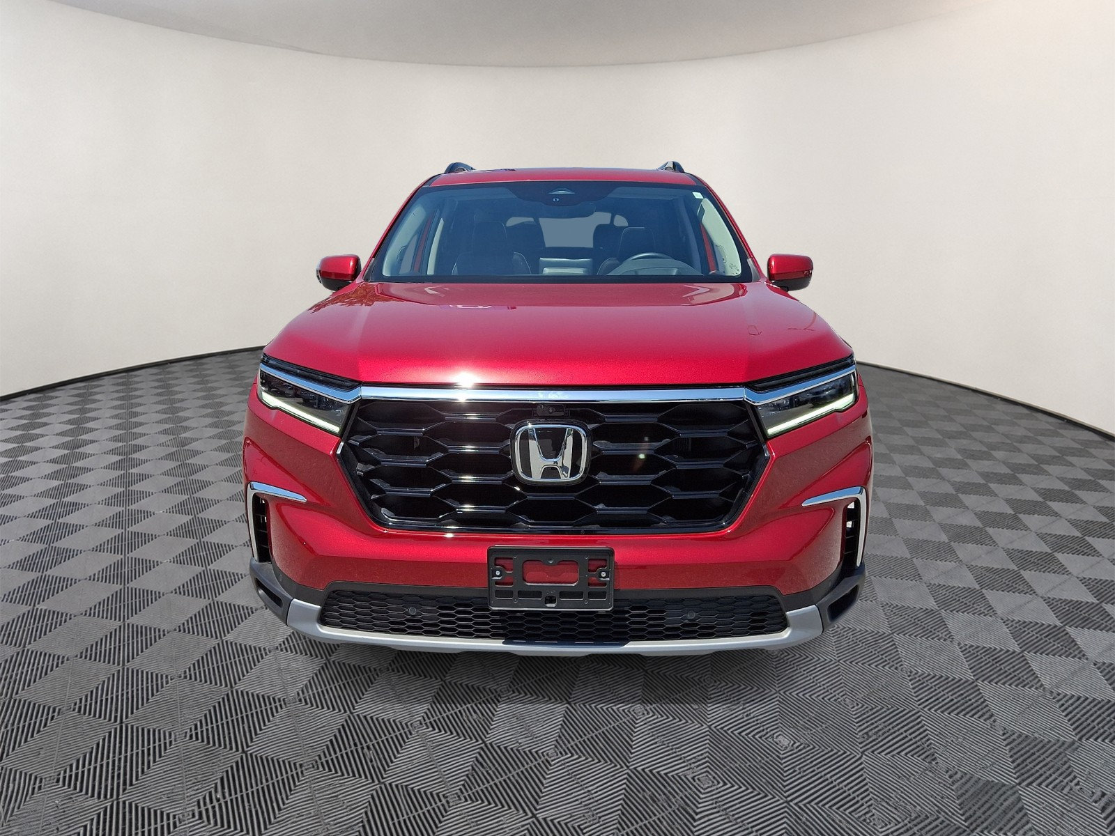 Used 2025 Honda Pilot Elite image 2