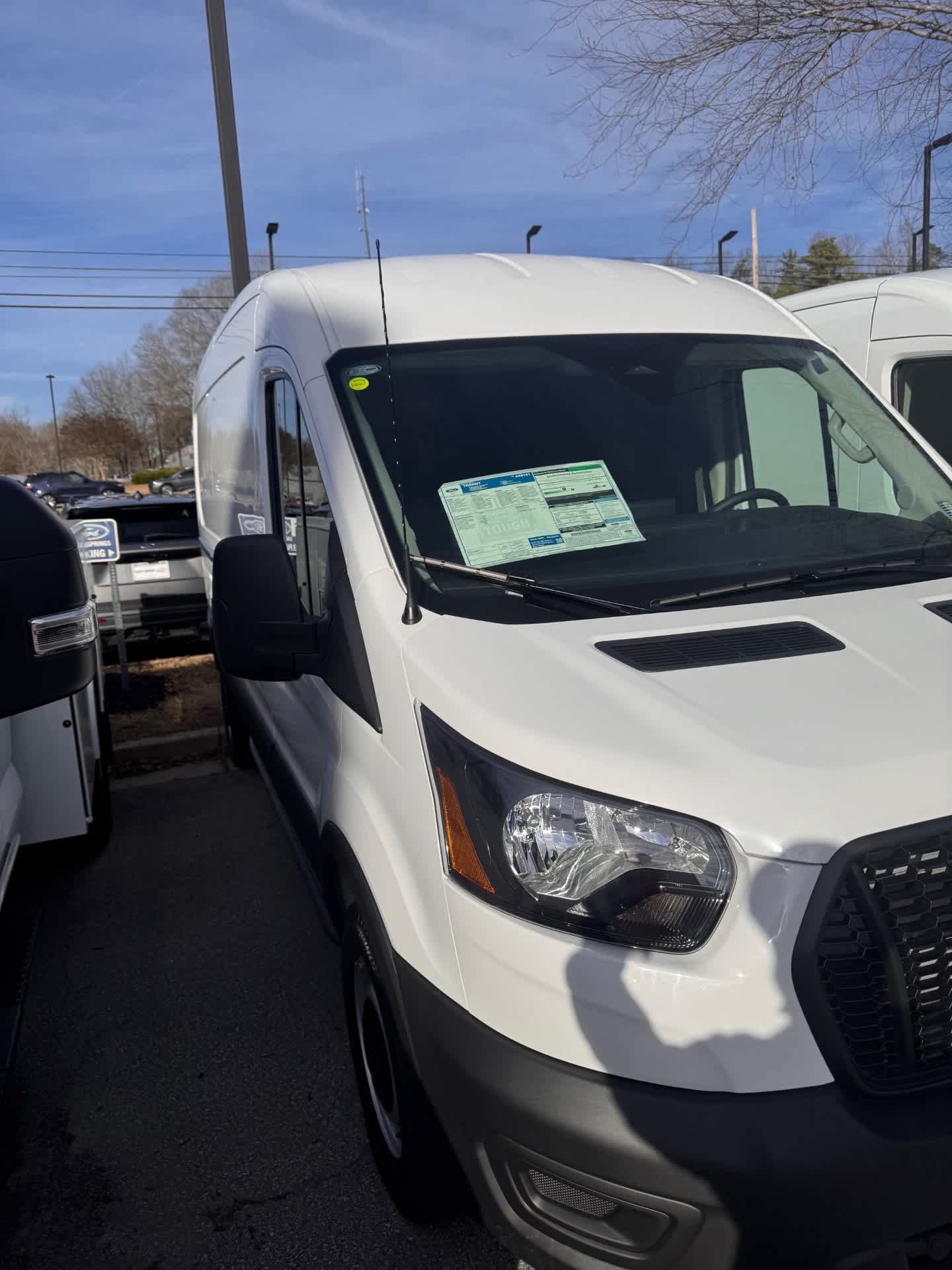 New 2026 Ford Transit 250 148 Medium Roof w/ Load Area Protection Package RWD image 4