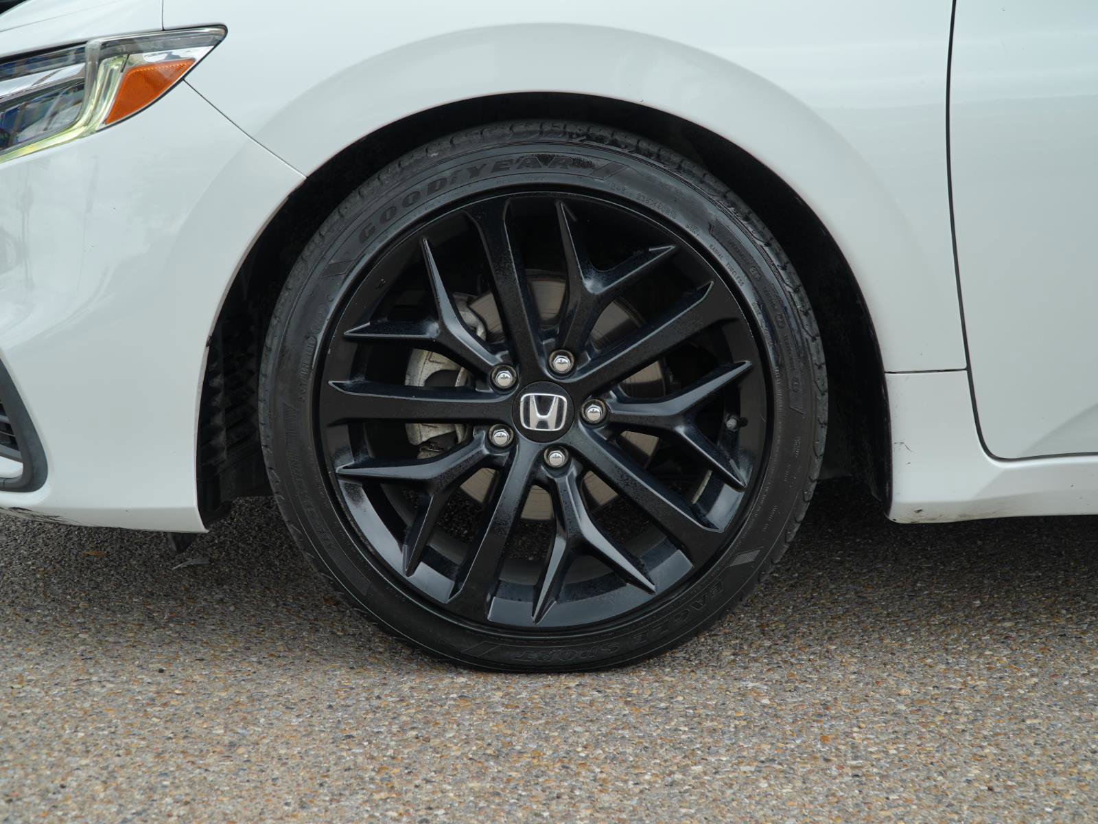 Used 2020 Honda Insight EX image 10