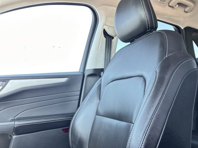 Used 2021 Ford Escape SEL AWD/4WD image 48