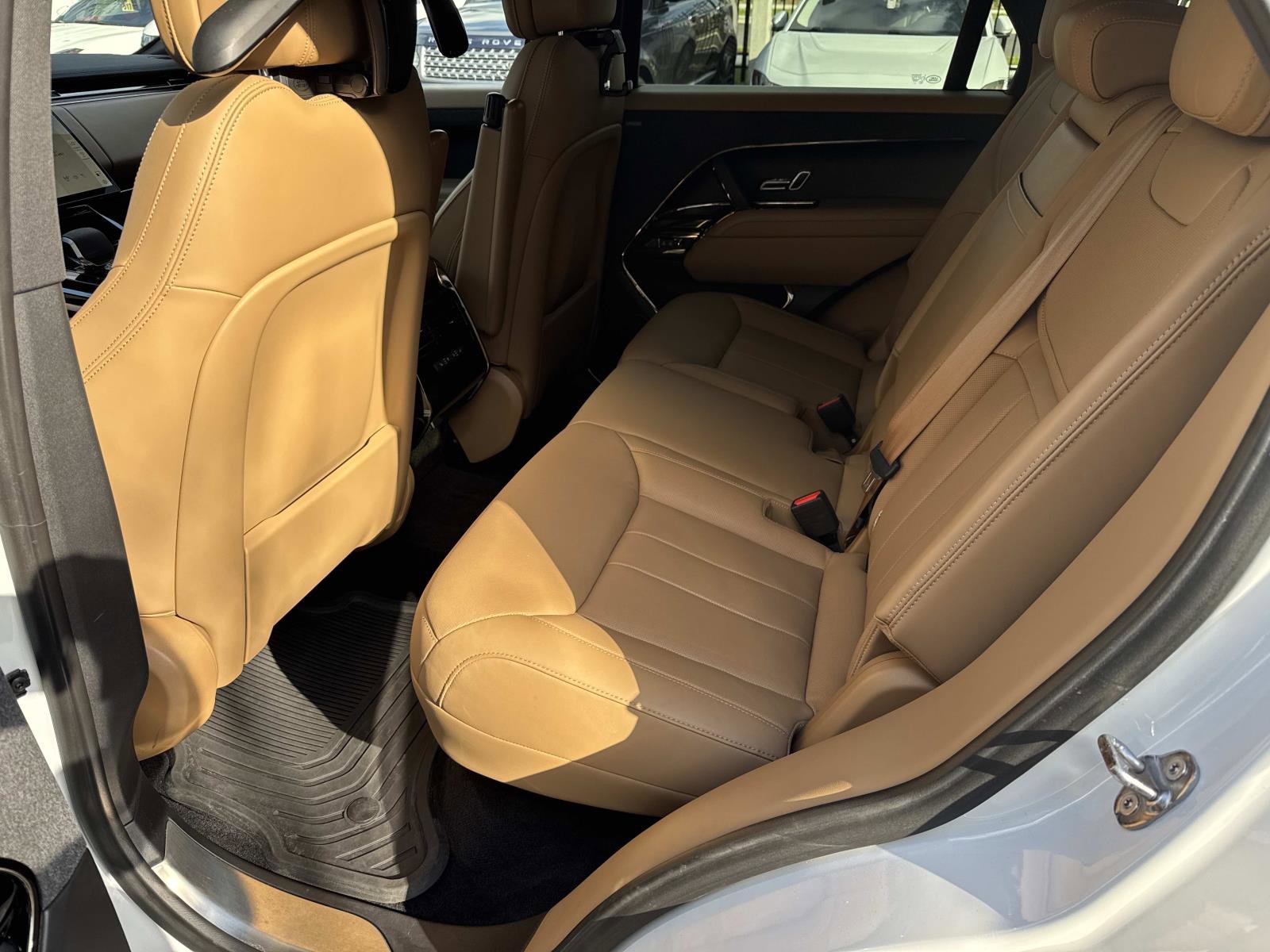 Certified 2024 Land Rover Range Rover Sport SE image 15