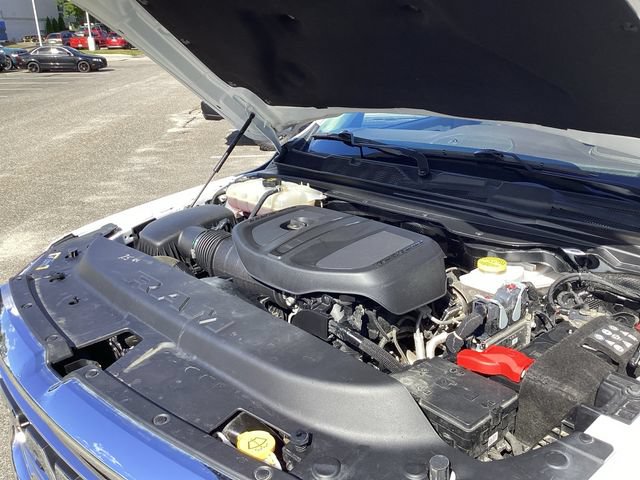 Used 2025 RAM 1500 Laramie AWD/4WD image 18