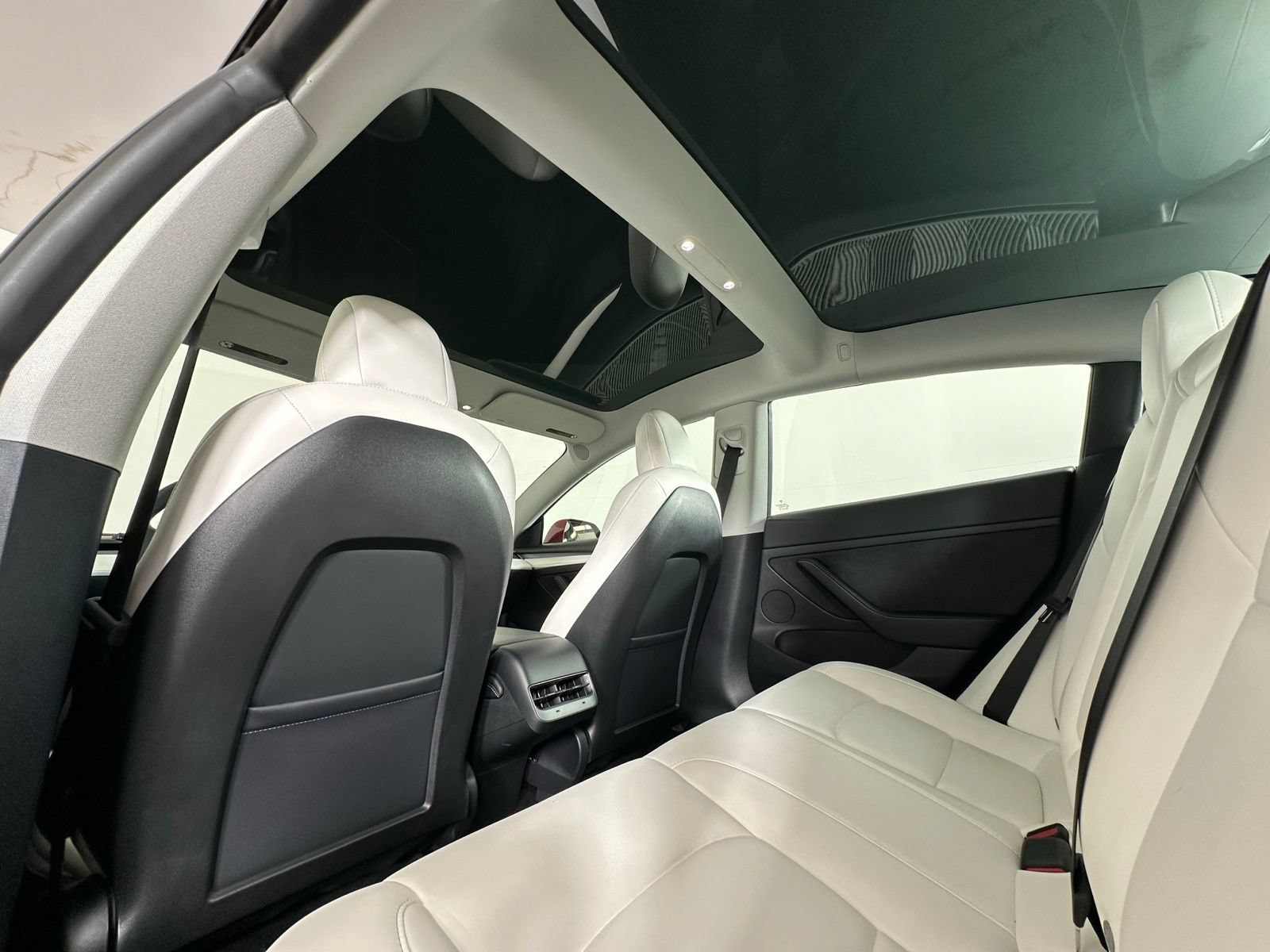 Used 2021 Tesla Model 3 Standard Range Plus RWD image 6