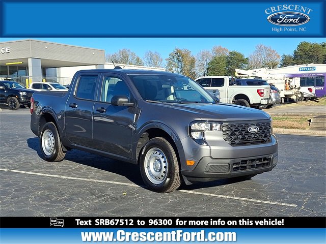 New 2025 Ford Maverick XL image 1