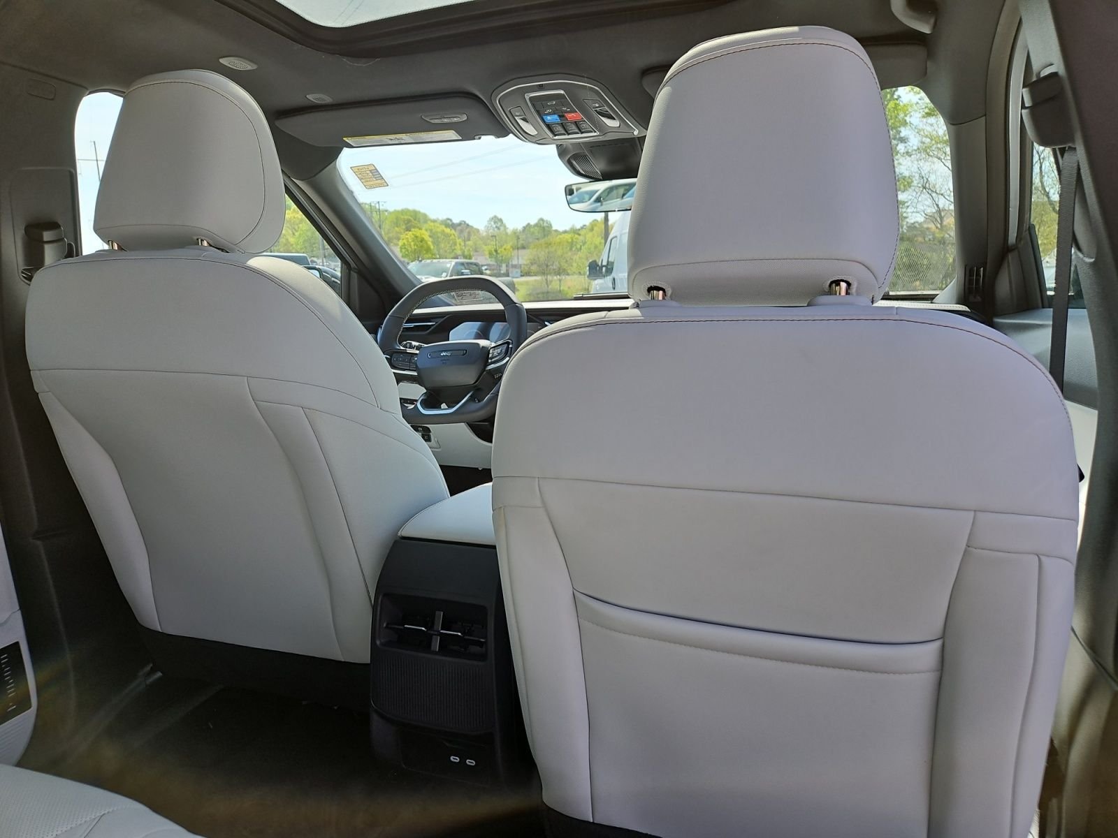New 2026 Jeep Cherokee Limited AWD/4WD image 18
