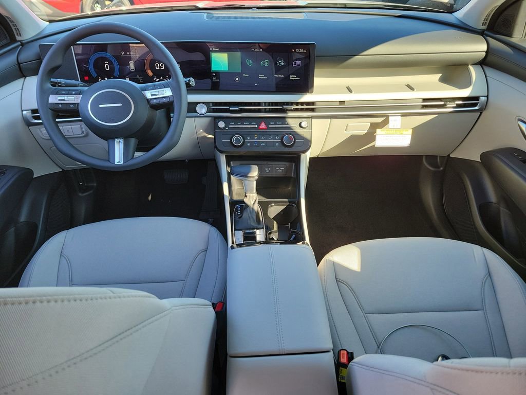 New 2026 Hyundai Tucson SE image 17