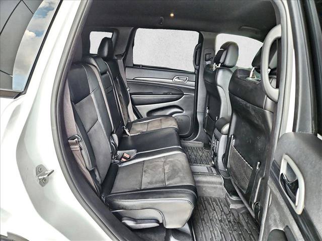 Used 2020 Jeep Grand Cherokee Altitude AWD/4WD image 20