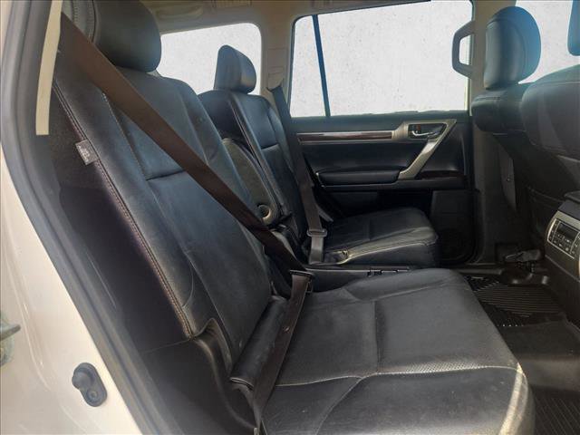 Used 2018 Lexus GX 460 Premium AWD/4WD image 17