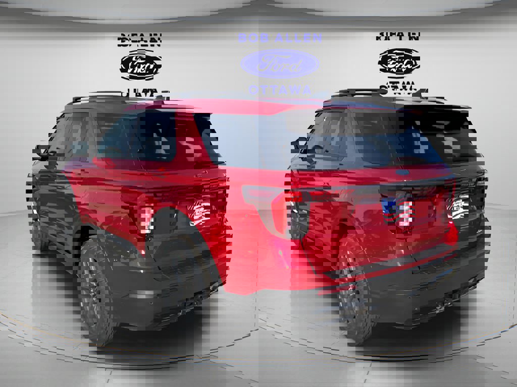 New 2026 Ford Explorer ST-Line w/ ST-Line Street Pack image 5