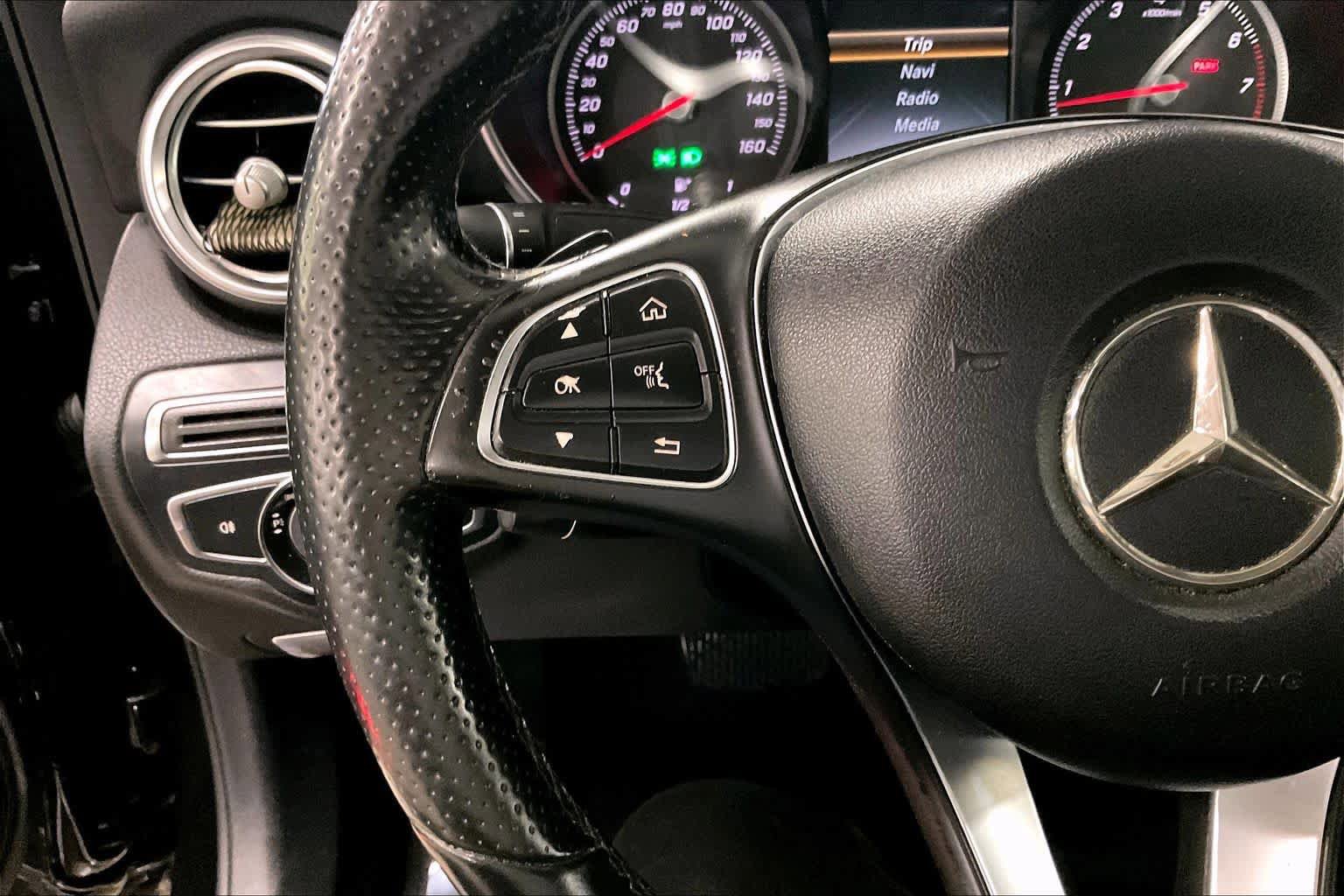 Used 2015 Mercedes-Benz C 300 4MATIC Sedan image 24