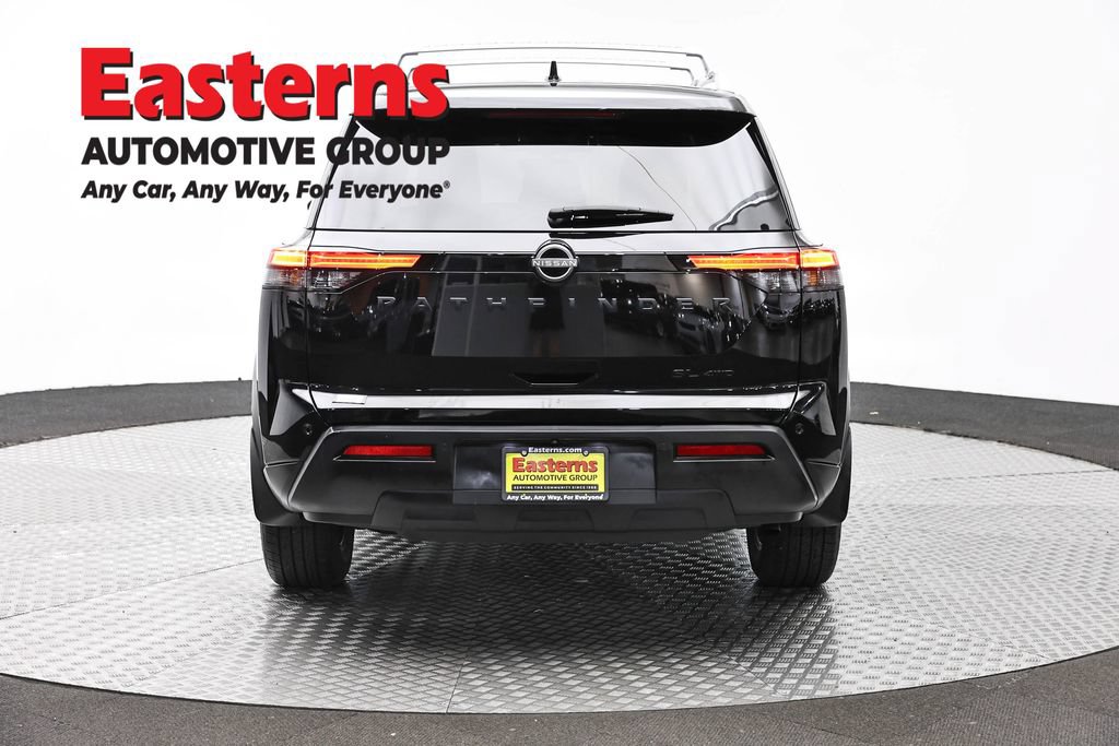 Used 2023 Nissan Pathfinder SL w/ Lighting Package (N92) AWD/4WD image 6