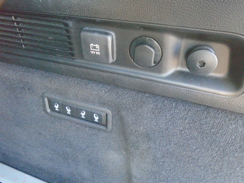 Used 2024 Jeep Grand Wagoneer L Series III image 22