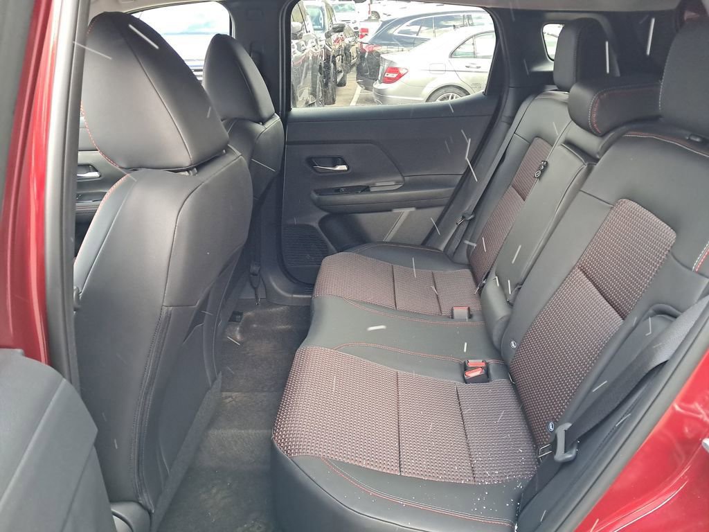 New 2026 Nissan Kicks SR w/ Cold Weather Package AWD/4WD image 26