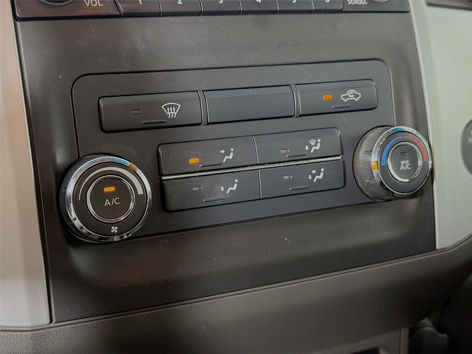 Used 2015 Nissan Frontier SV AWD/4WD image 20