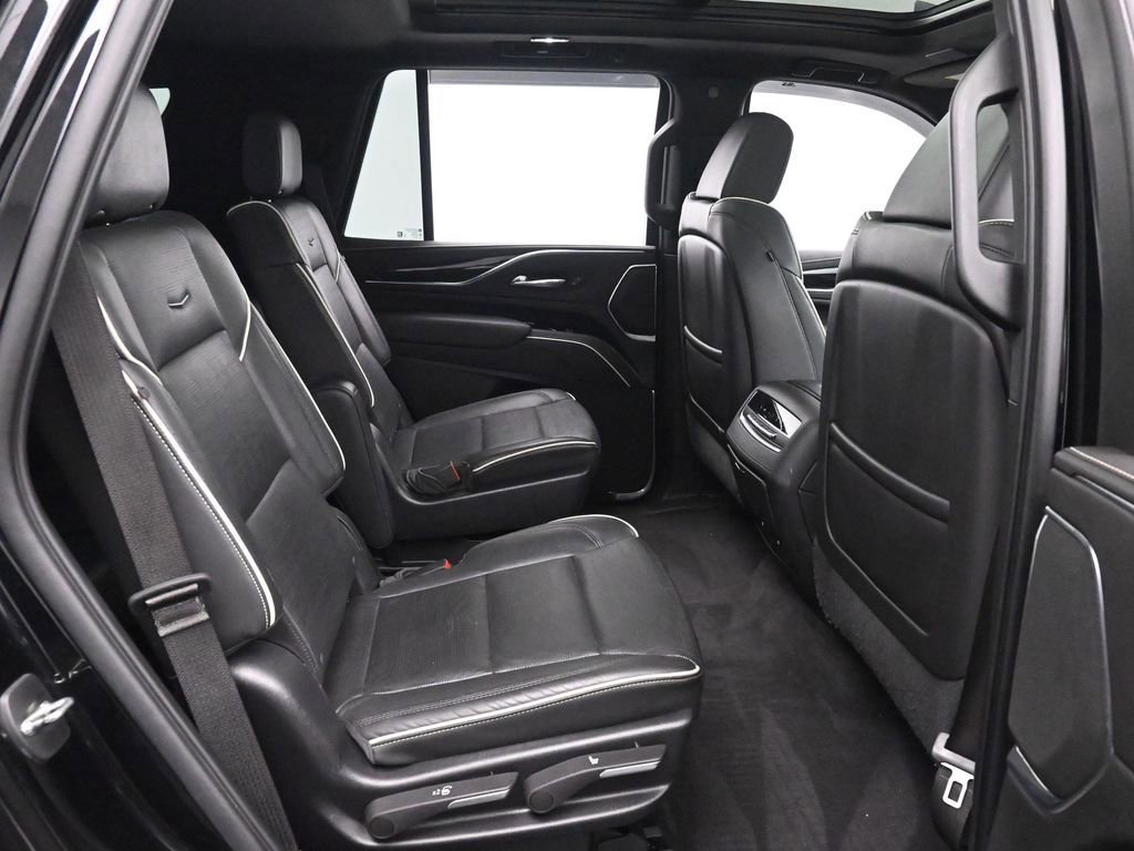 Used 2022 Cadillac Escalade Sport w/ Touring Package image 18