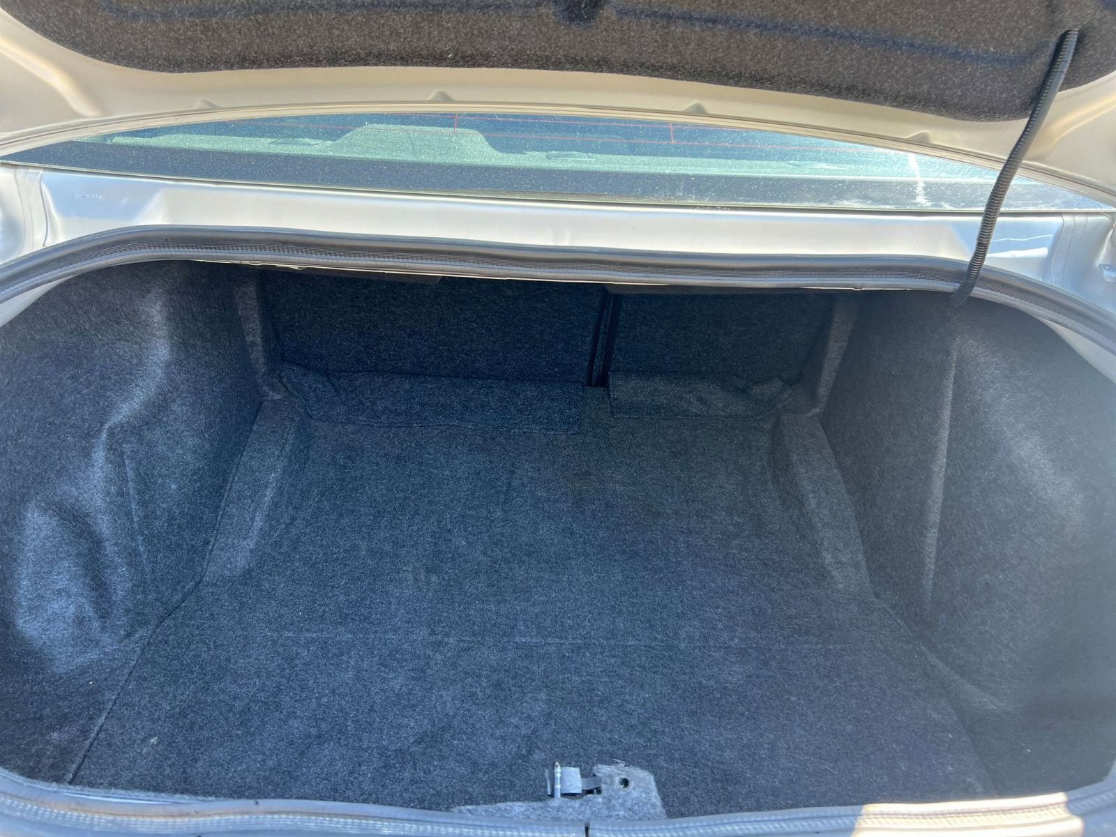 Used 2023 Dodge Challenger SXT image 31