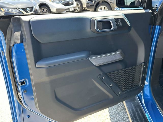 Used 2022 Ford Bronco Outer Banks AWD/4WD image 14