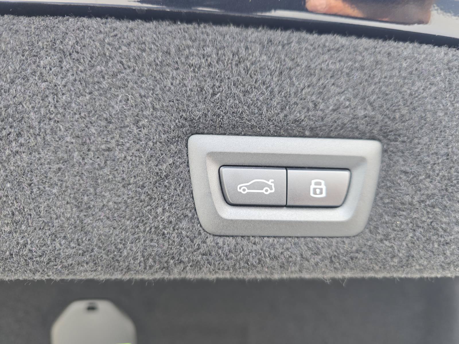 New 2026 BMW 750e xDrive AWD/4WD image 6