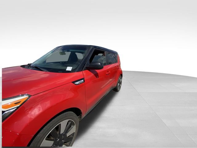 Used 2018 Kia Soul + image 2