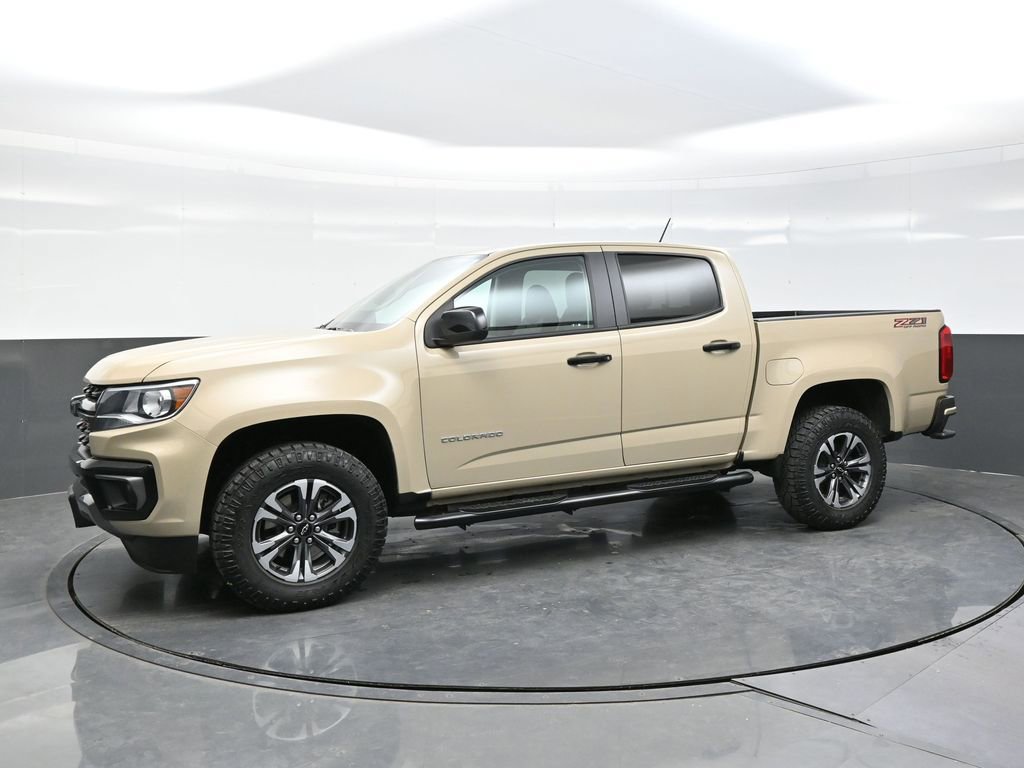 Used 2022 Chevrolet Colorado Z71 AWD/4WD image 3