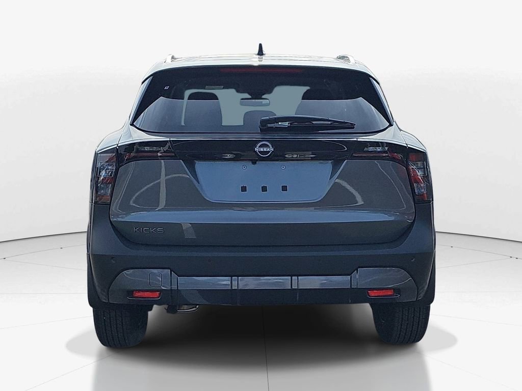 New 2026 Nissan Kicks SV w/ SV Premium Package FWD image 6