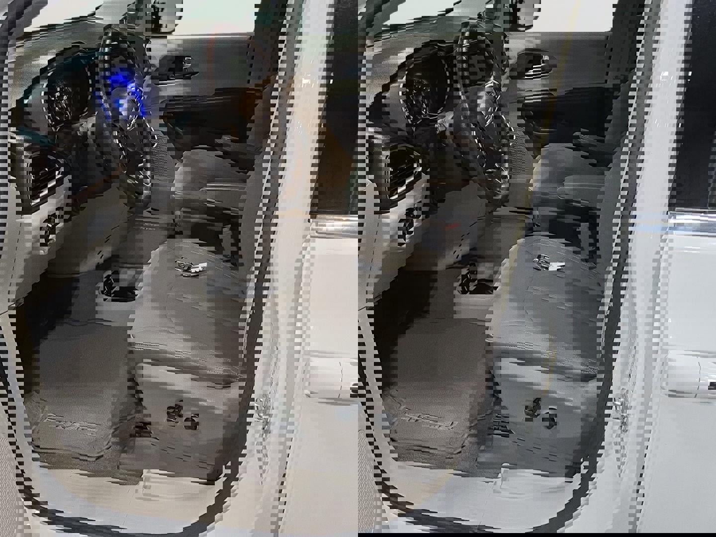 Used 2017 Chrysler Pacifica Touring image 7