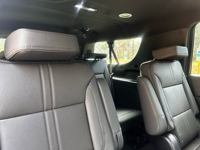 New 2026 Chevrolet Suburban High Country image 26