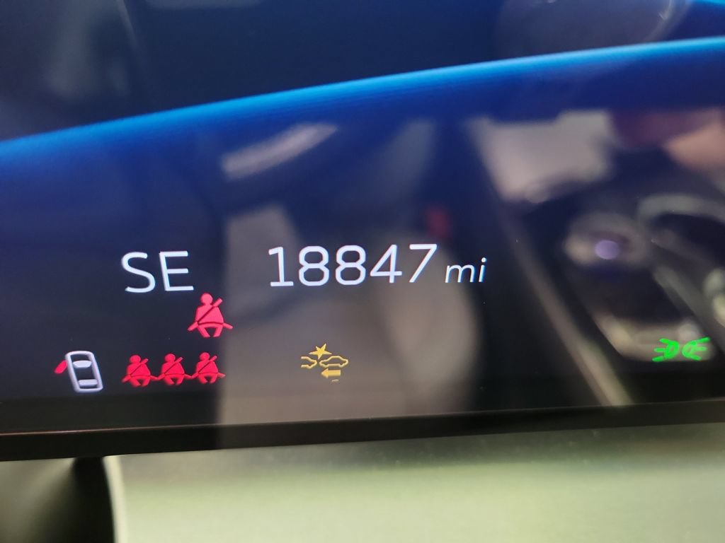 Used 2024 Cadillac Lyriq Sport AWD/4WD image 27