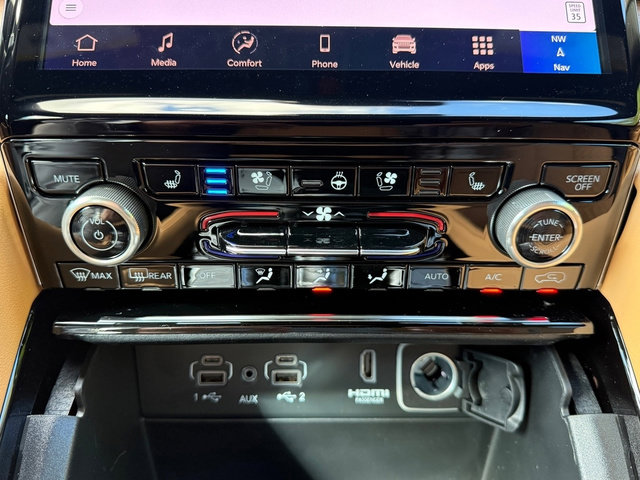 New 2025 Jeep Grand Cherokee Summit image 32