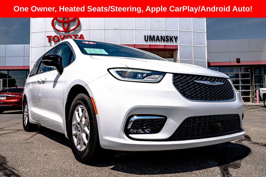Used 2024 Chrysler Pacifica Touring-L