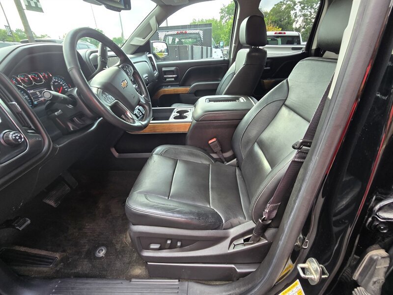 Used 2016 Chevrolet Silverado 1500 LTZ w/ Sport Package AWD/4WD image 10