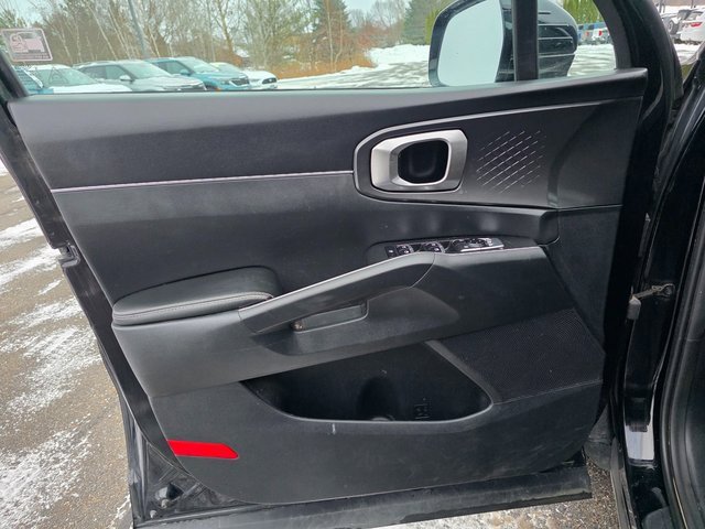 Used 2021 Kia Sorento LX image 24