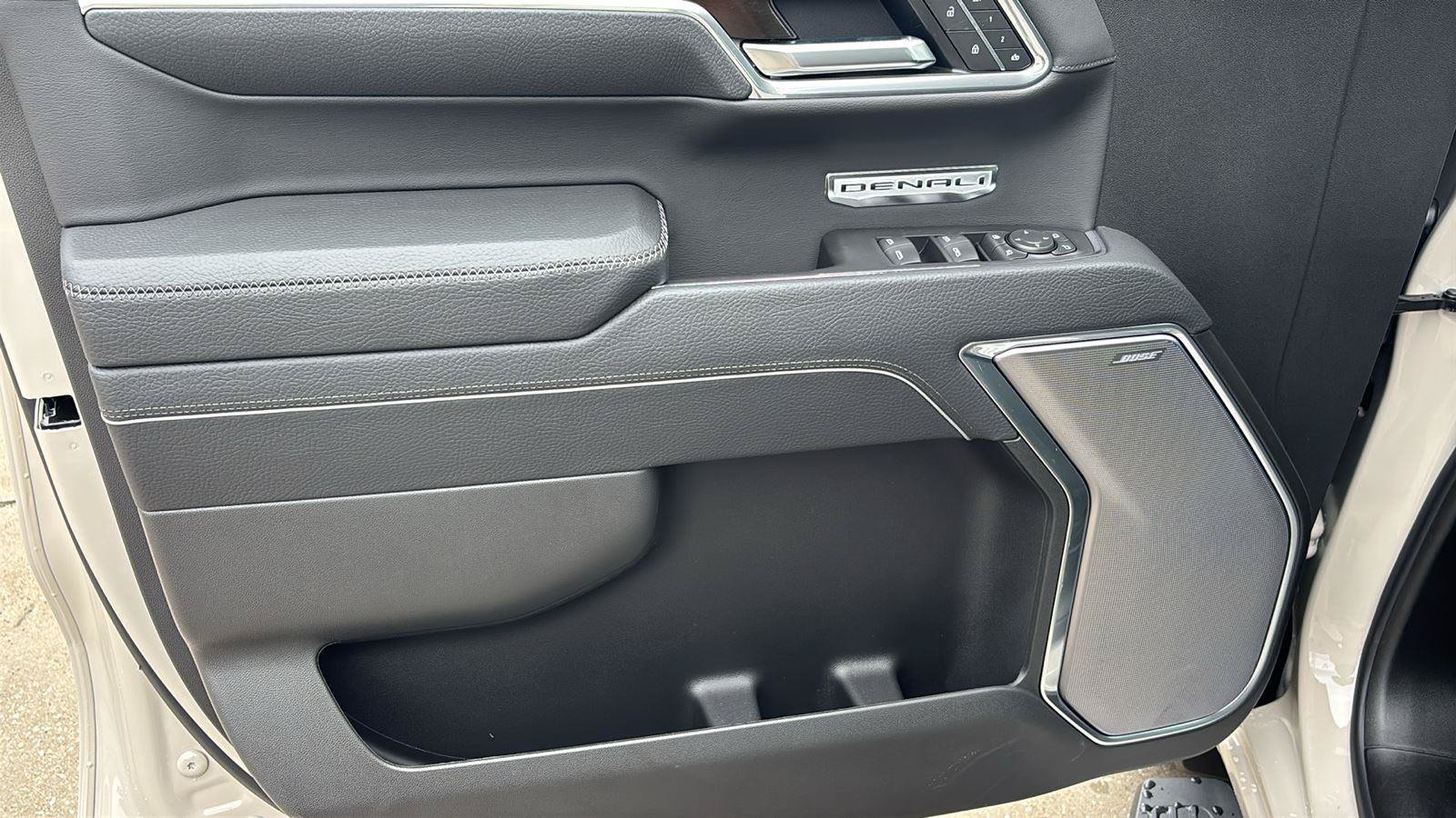 New 2026 GMC Sierra 1500 Denali AWD/4WD image 16