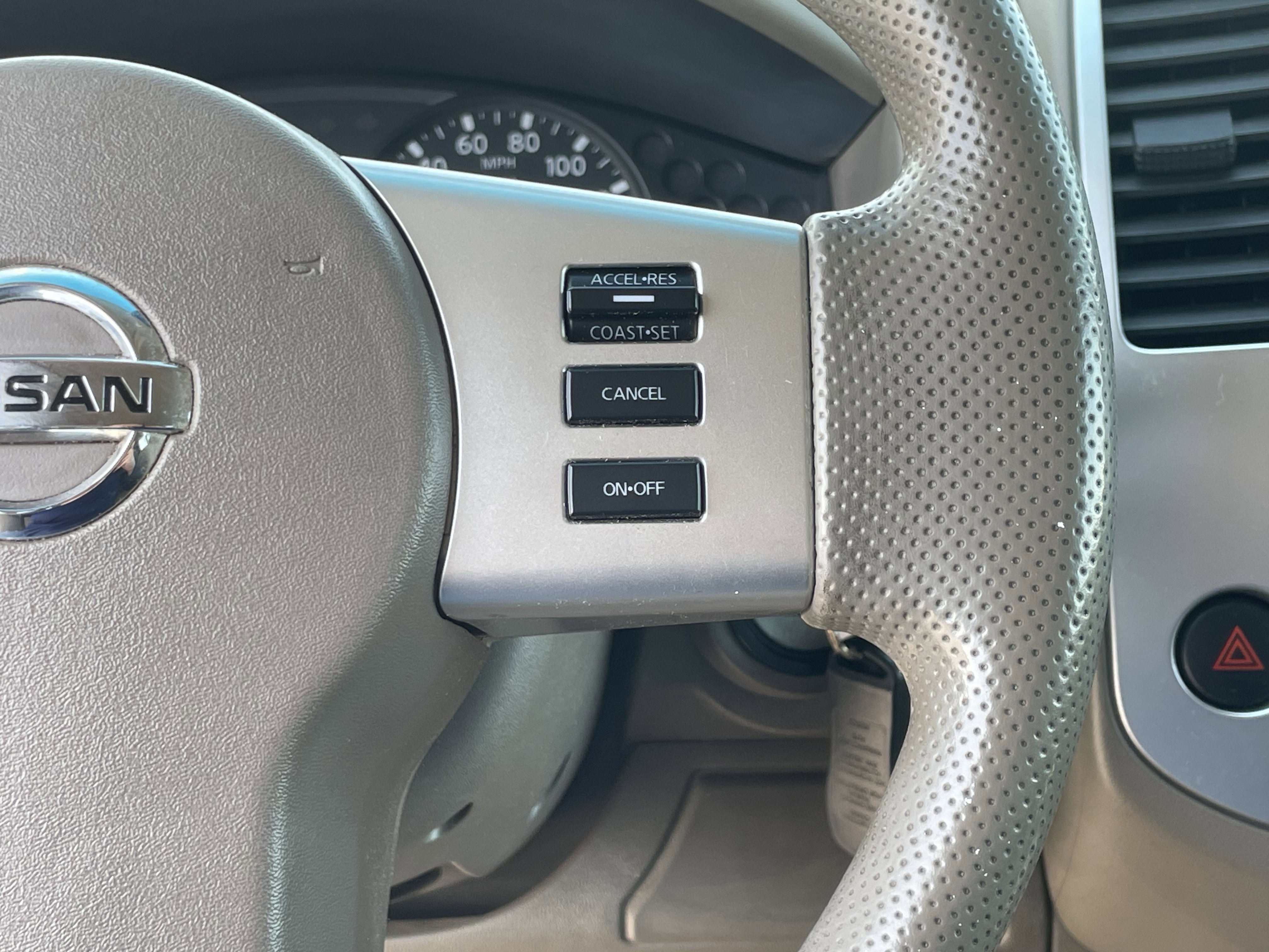 Used 2018 Nissan Frontier SV image 19