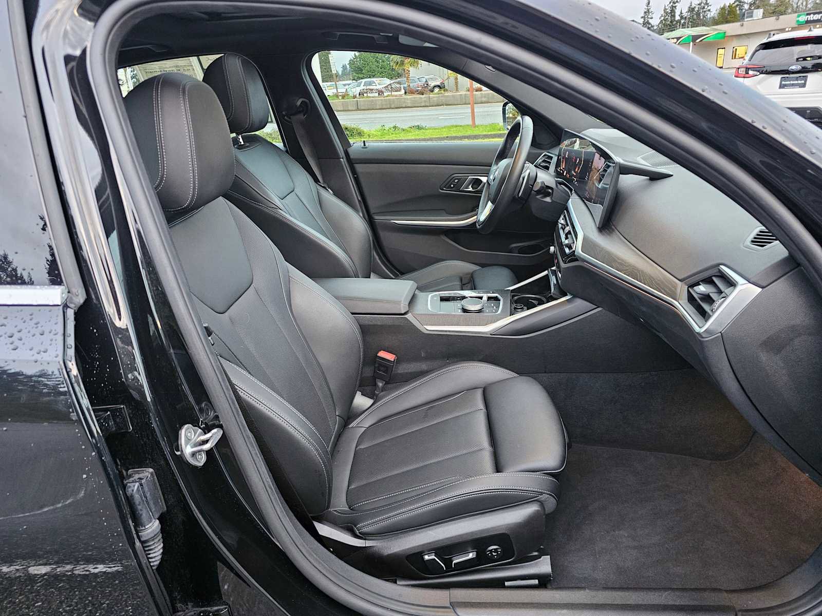 Used 2024 BMW 330i xDrive Sedan image 11