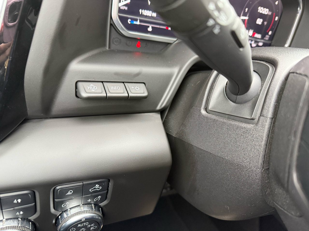 Used 2024 GMC Sierra 2500 Denali w/ Denali Reserve Package image 29