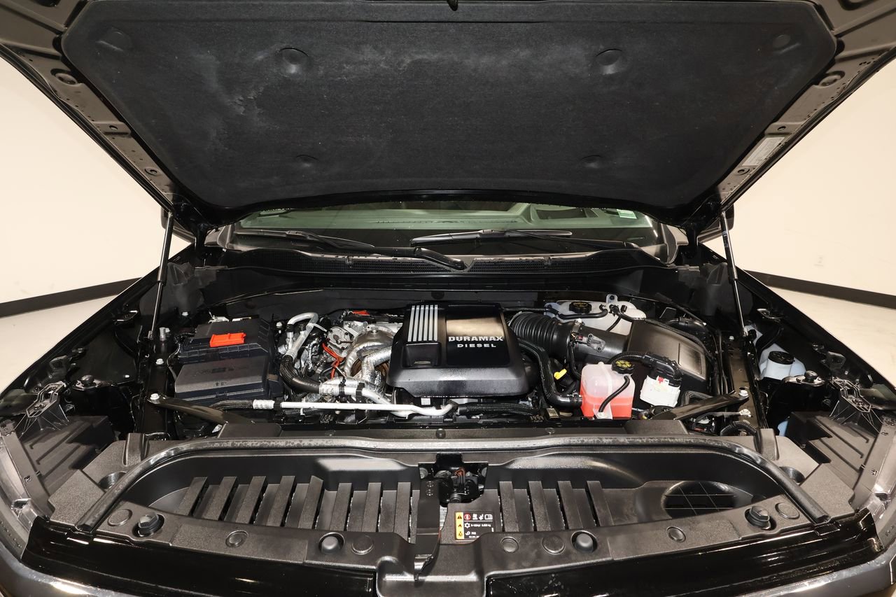 Used 2025 Chevrolet Silverado 1500 ZR2 w/ Technology Package image 33