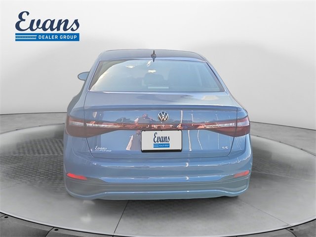 New 2026 Volkswagen Jetta SE image 4