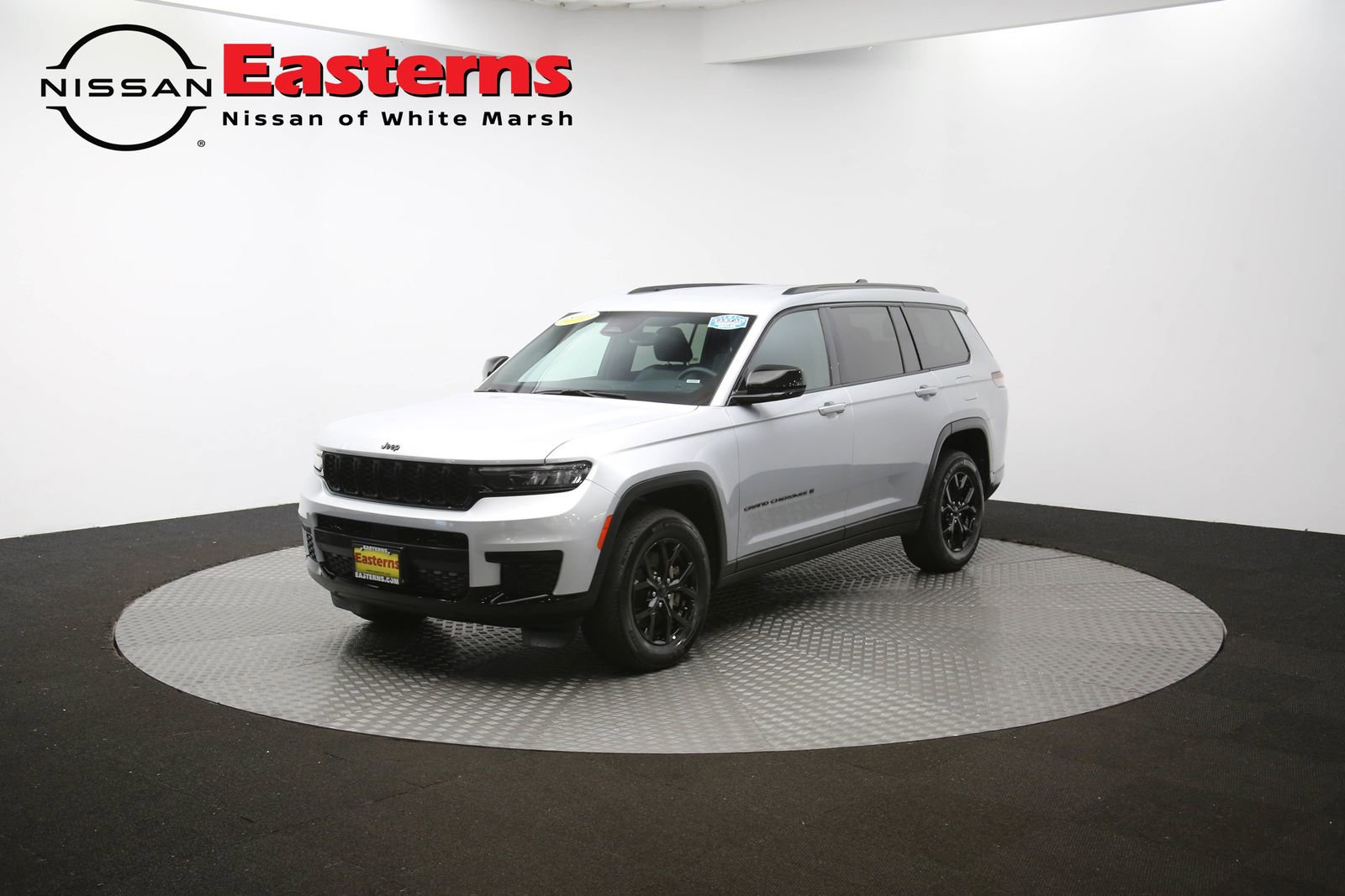 Used 2024 Jeep Grand Cherokee L Laredo image 74