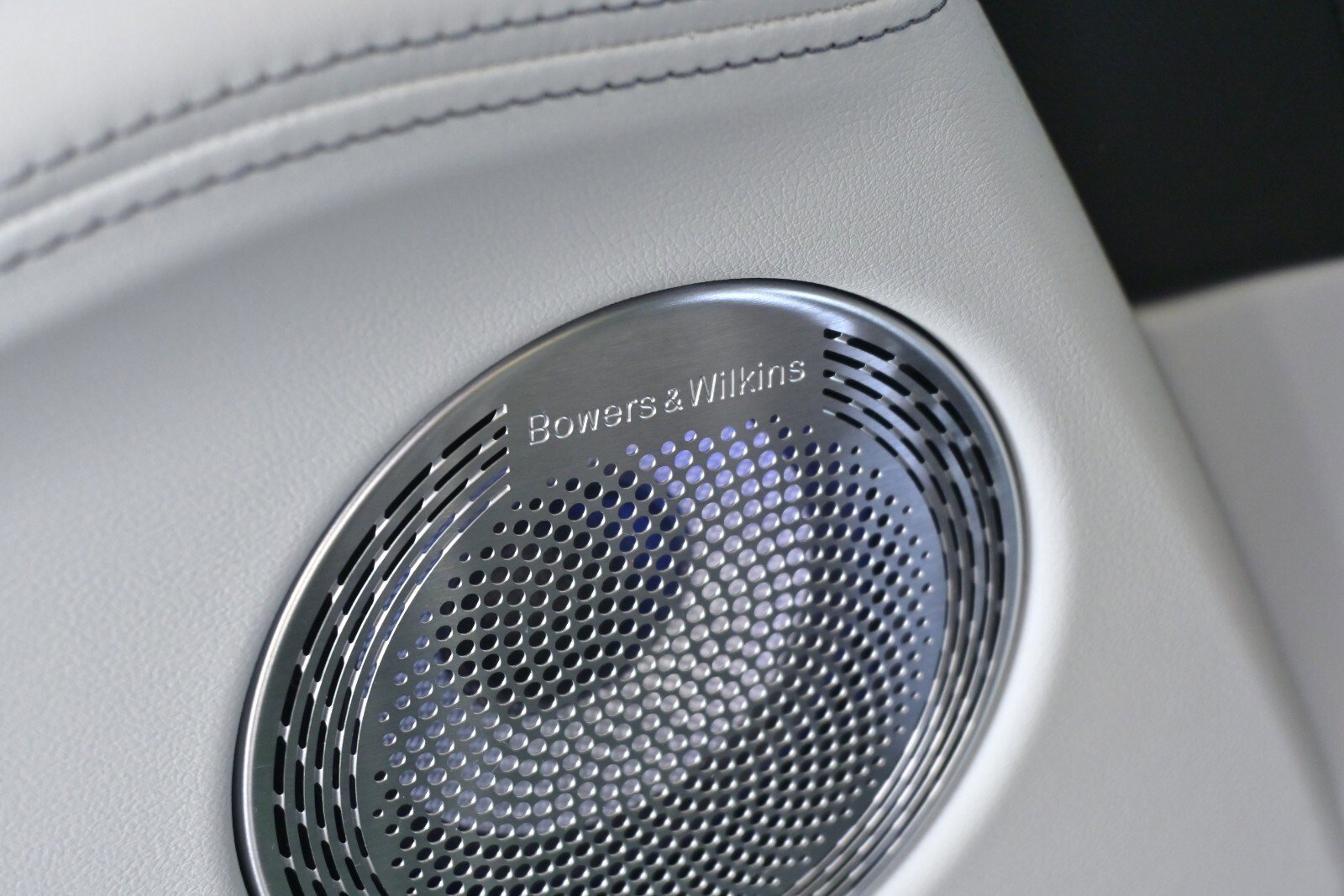 New 2026 BMW XM Label Red image 17