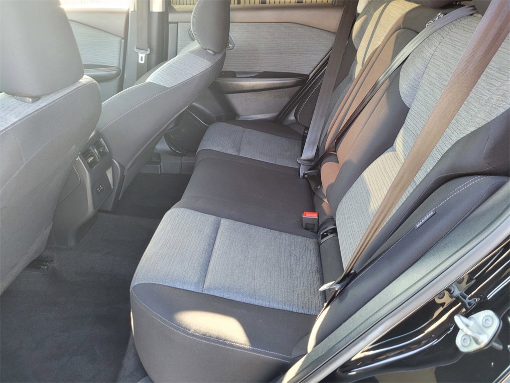 Used 2023 Nissan Rogue SV image 11