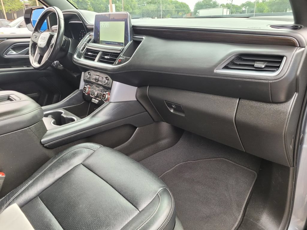 Used 2022 GMC Yukon XL SLE AWD/4WD image 9