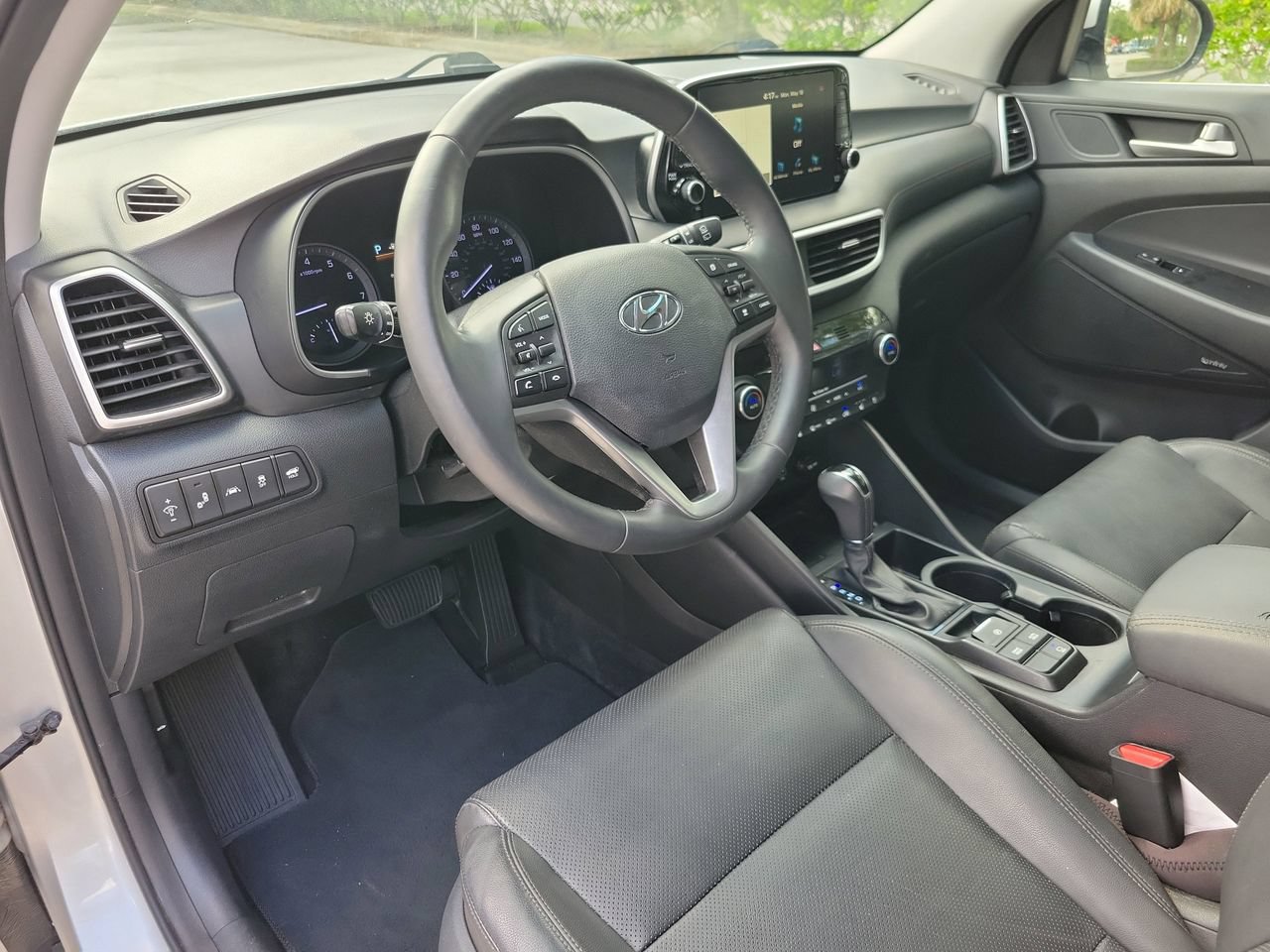 Used 2019 Hyundai Tucson Ultimate w/ Cargo Package FWD image 15