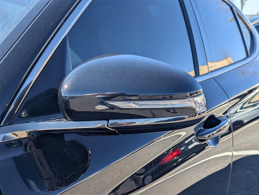 Used 2025 Genesis G70 2.5T w/ Sport Prestige Package image 11