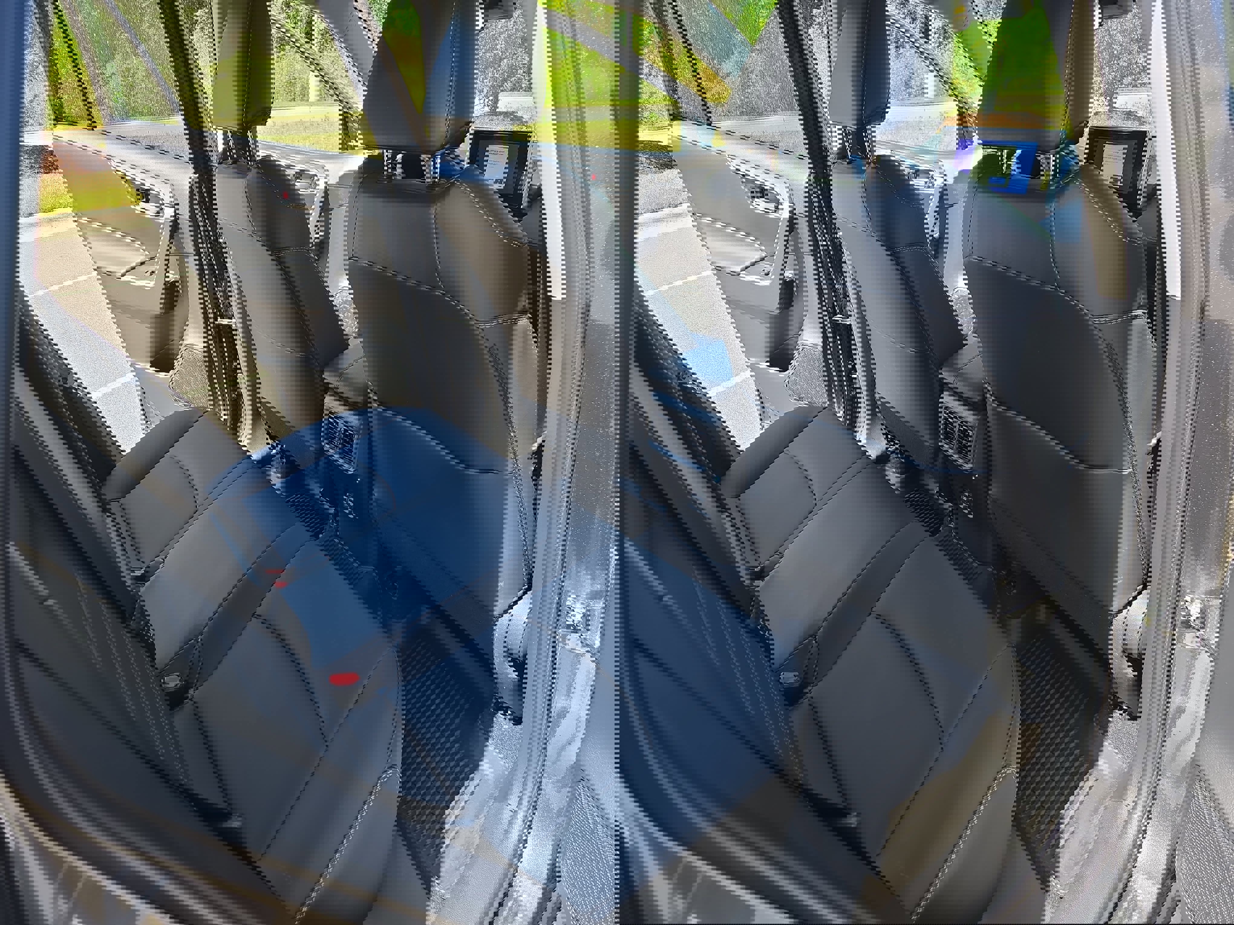 Used 2023 Toyota RAV4 XLE Premium FWD image 11