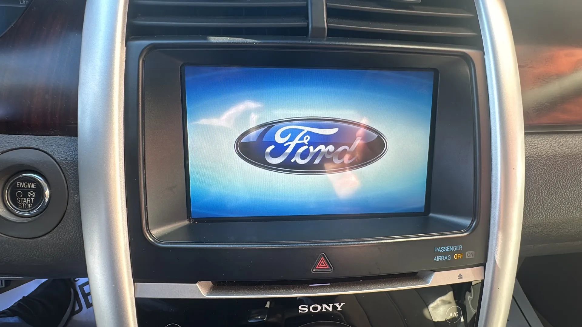 Used 2011 Ford Edge Limited w/ 302A Rapid Spec Order Code image 17